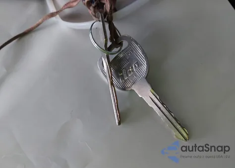 2004 Chevrolet Silverado 1500 Work Truck из США, поврежденный, VIN 1GCEC14V64Z280386